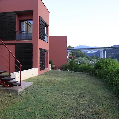 Βίλα Private Pool Luxurious With Mountain Views