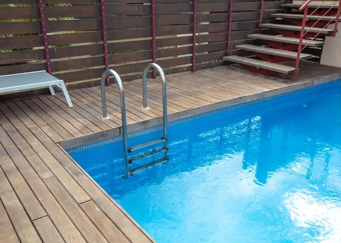 Private Pool Luxurious With Mountain Views Βίλα Εστεπόνα